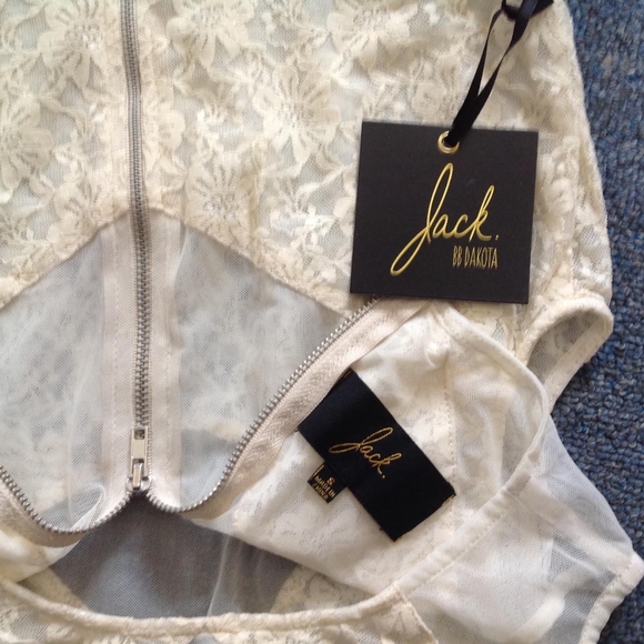 Modcloth Jack BB Dakota Yellow lace romantic dress - Picture 2 of 3